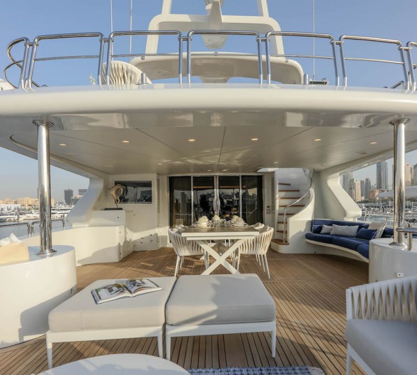 Aft Deck Alfresco Dining