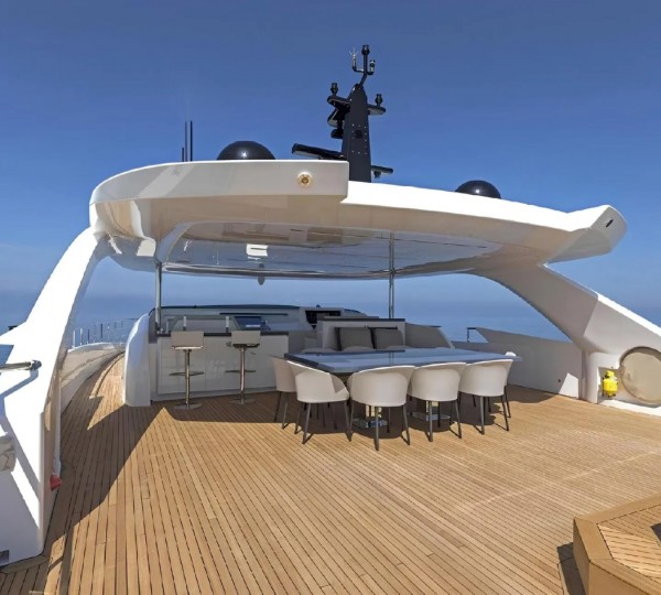 Exterior Dining Area