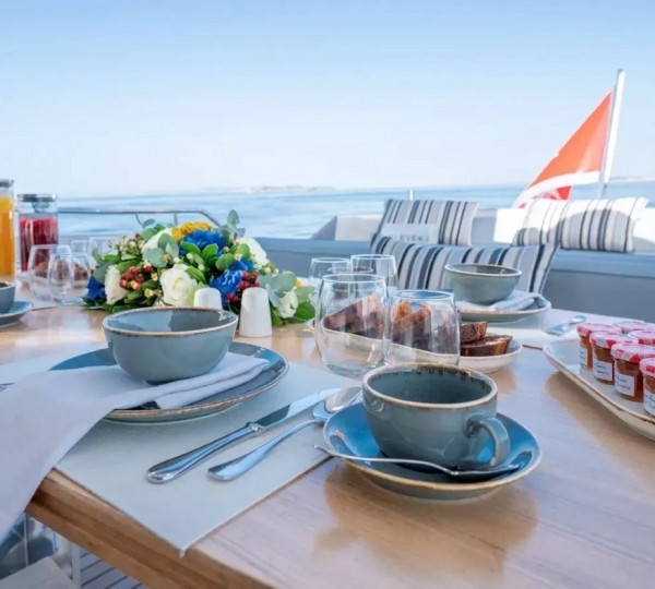 Exterior Dining Area