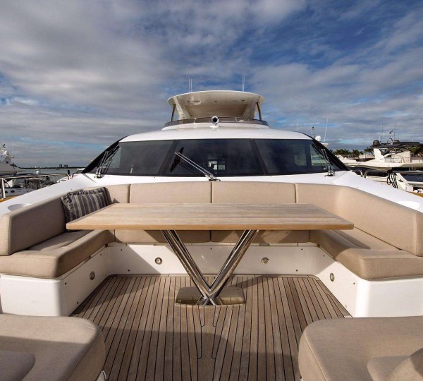 Foredeck Seating
