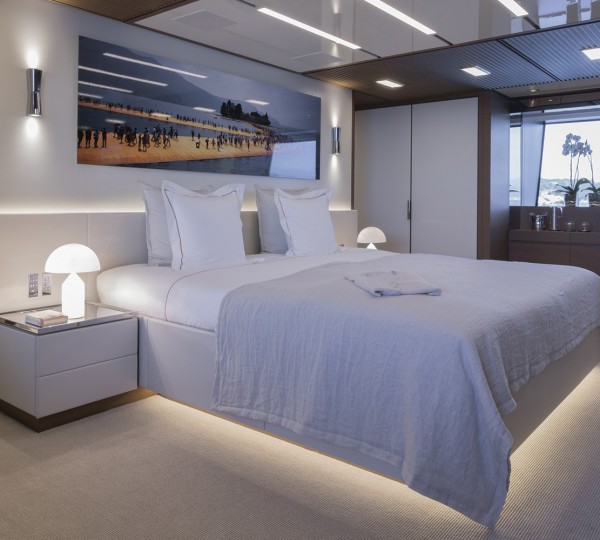 Master Suite (sistership)