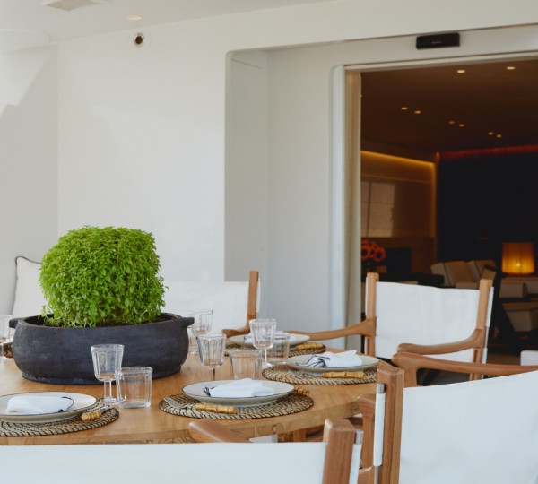 Exterior Dining Area