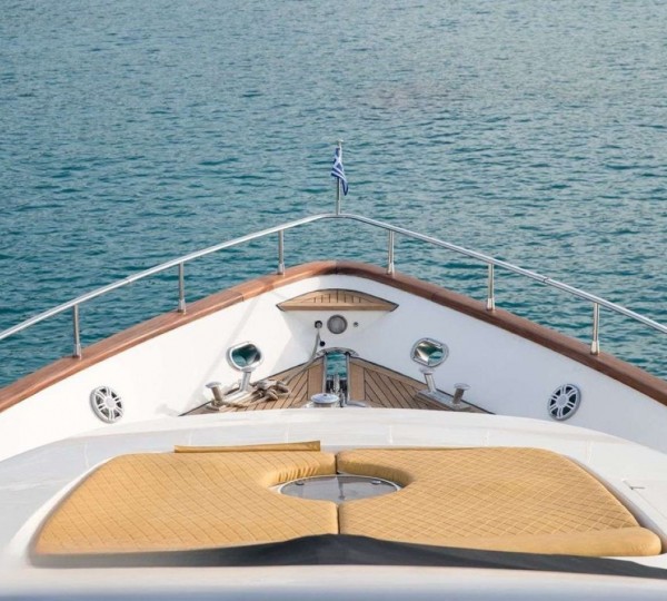 Foredeck Relaxation Area