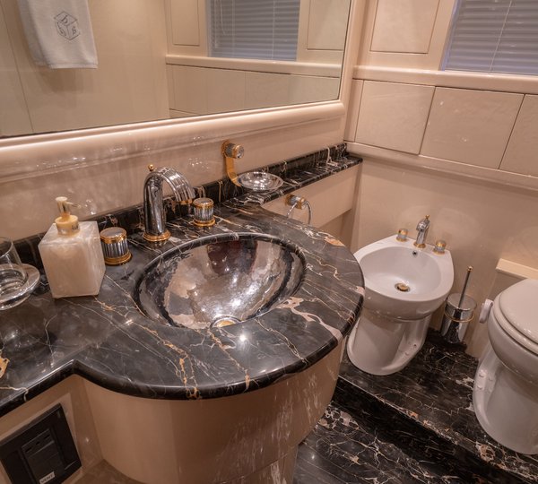 Master Ensuite Bathroom