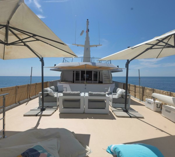 201 Sun Deck