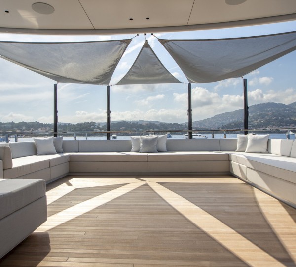 Sun Deck Seating