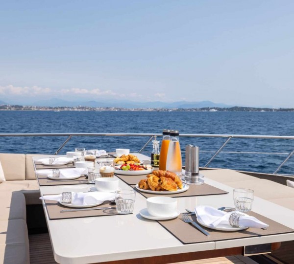 Exterior Relaxation Area With Dining