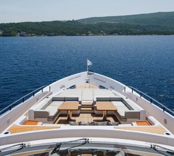 Foredeck Relaxation Area