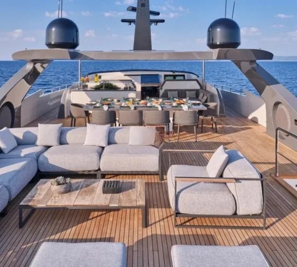 Exterior Relaxation Area With Dining