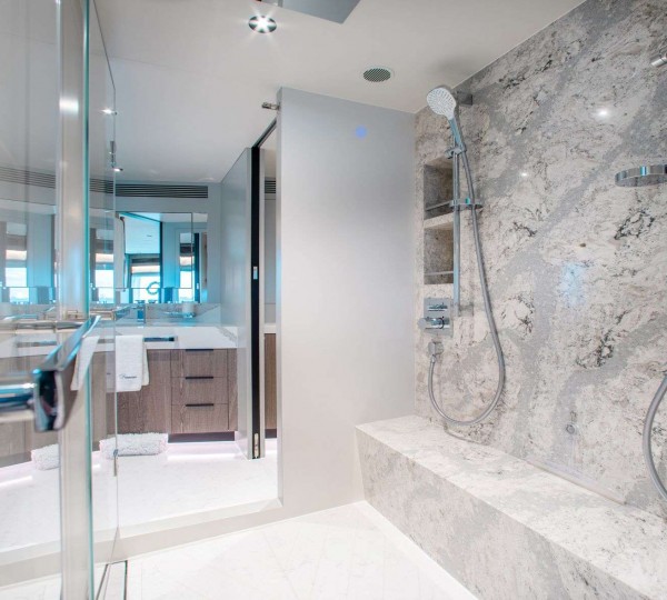 Master Ensuite