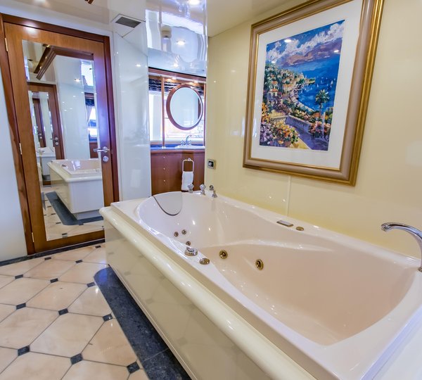 Master Ensuite Bathroom