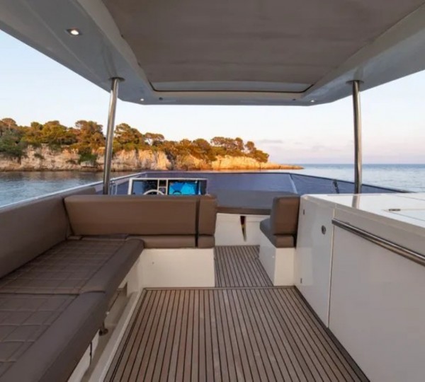 Exterior Relaxation Area