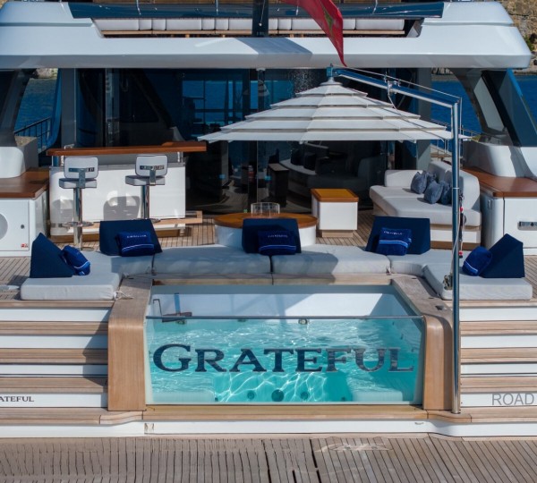 Exterior Sunbathing Area