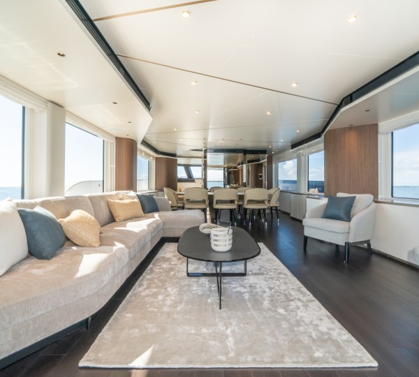 Main salon view forward