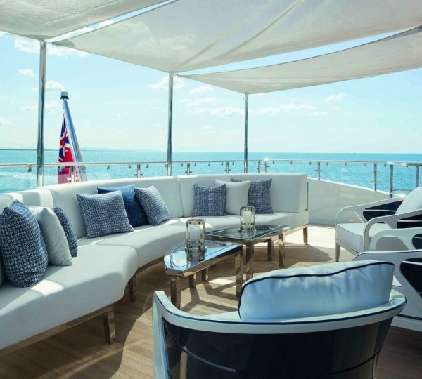 Lounge On Bridge Deck