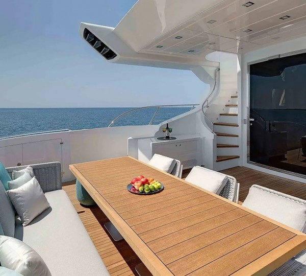 Main Deck Aft Dining