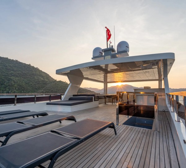 Sun Deck