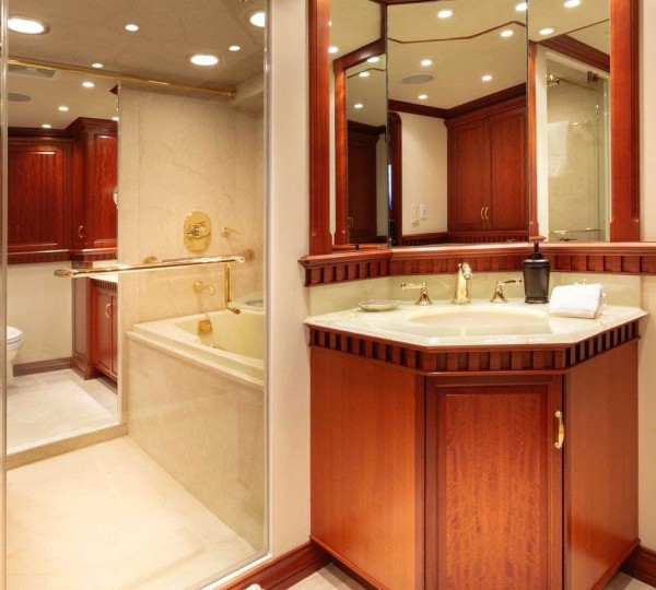 Master Ensuite