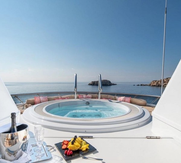 Sun Deck Jacuzzi