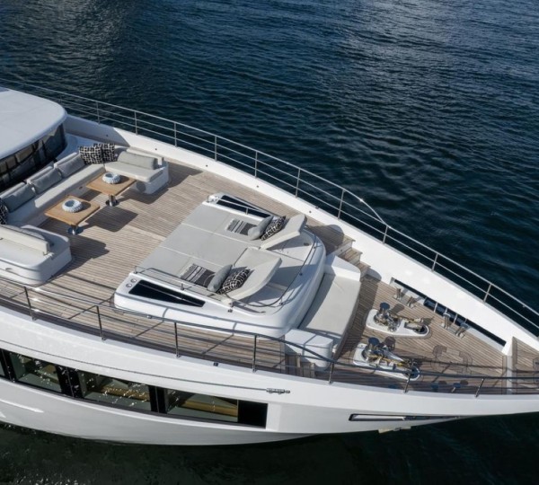 Foredeck Relaxation Area