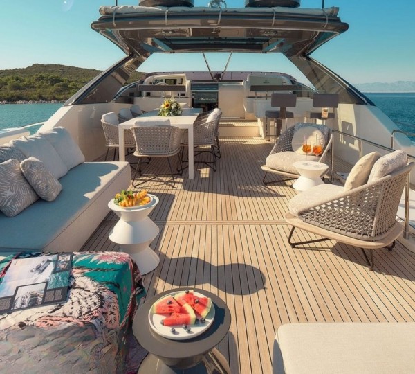 Exterior Relaxation Area