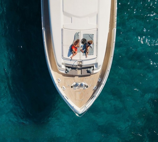 Foredeck Relaxation Area