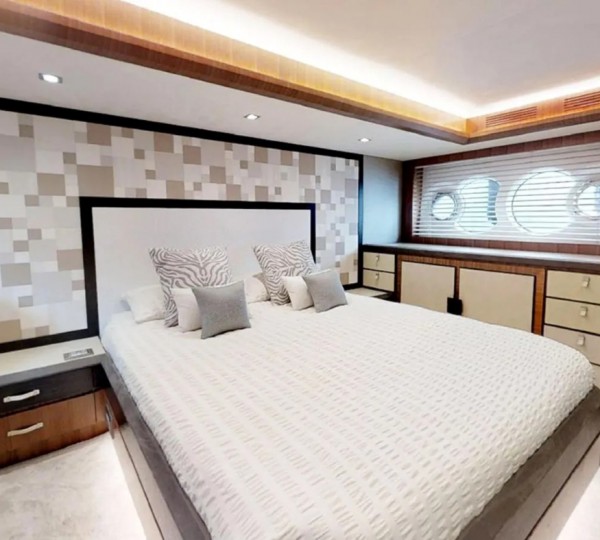 Master Stateroom 03