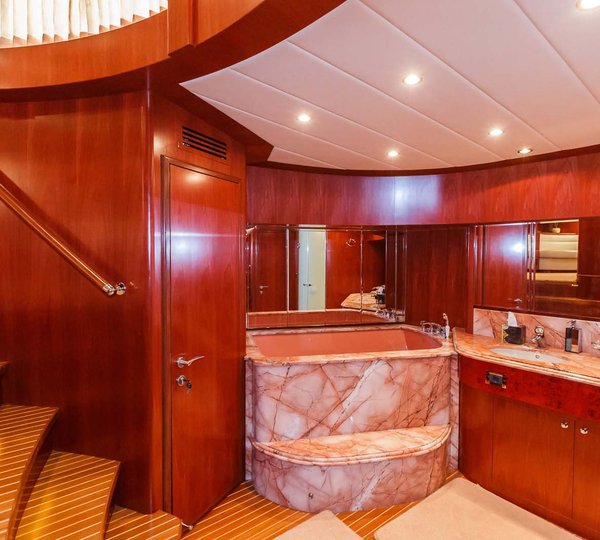 Master Ensuite Bathroom