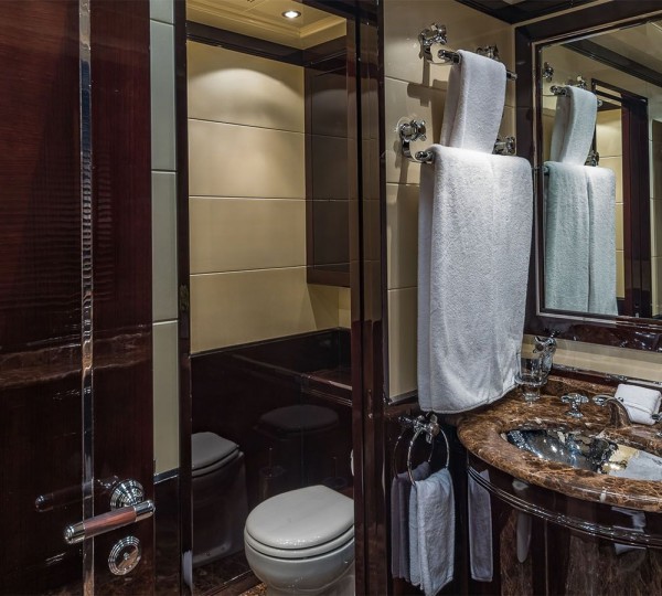 Master Suite Bathroom