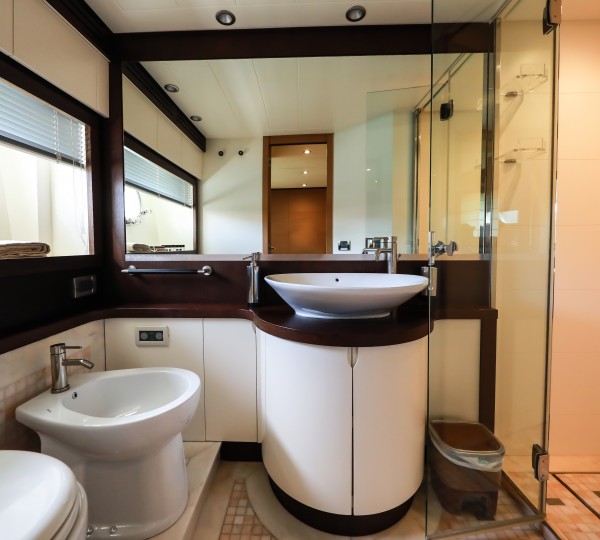 Master Ensuite Bathroom