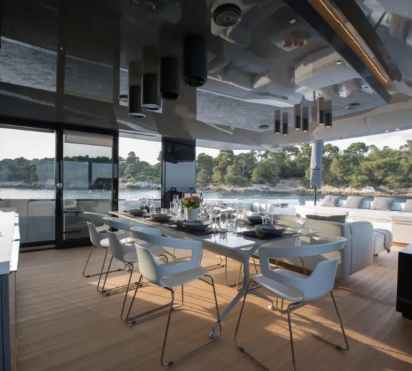 Exterior Dining Area