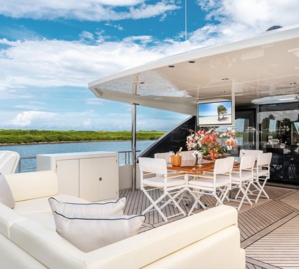 Exterior Relaxation Area