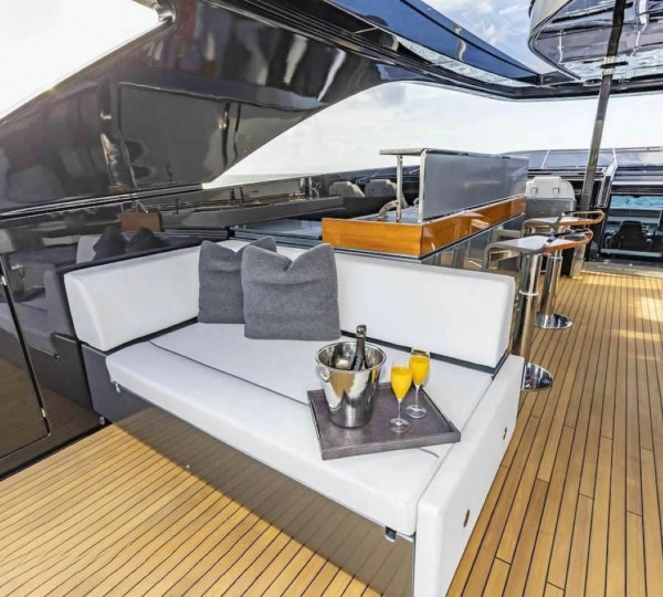 Exterior Relaxation Area