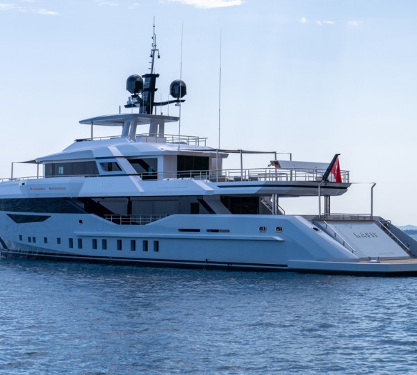 Superyacht KASIF