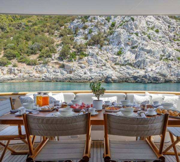 Exterior Dining Area