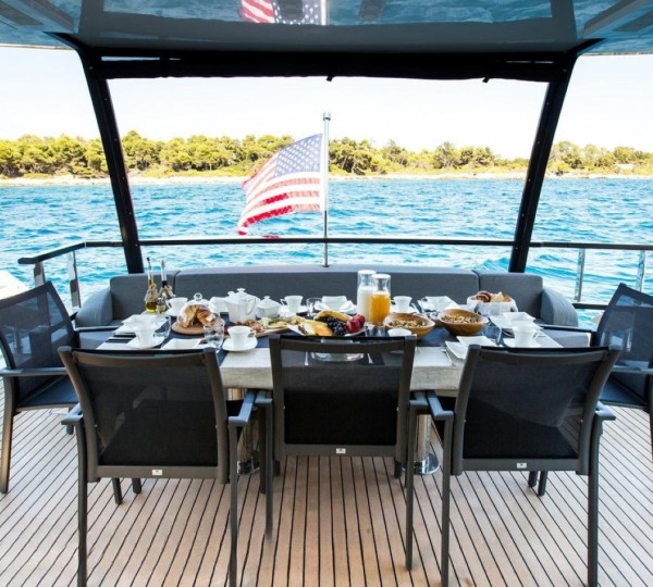 Exterior Dining Area