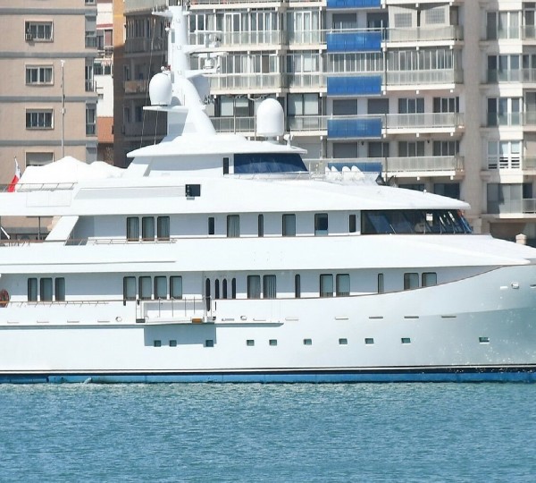 Motor yacht KWIKUMAT