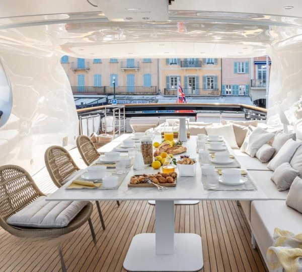 Exterior Dining Area