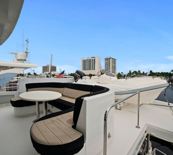 Flybridge Deck