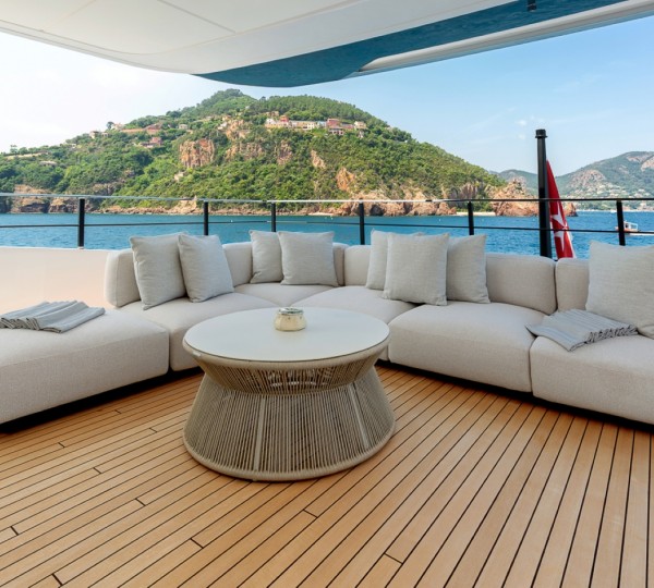 Exterior Relaxation Area