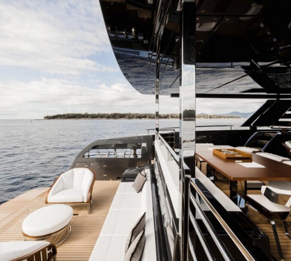 Opendeck With Sea Views