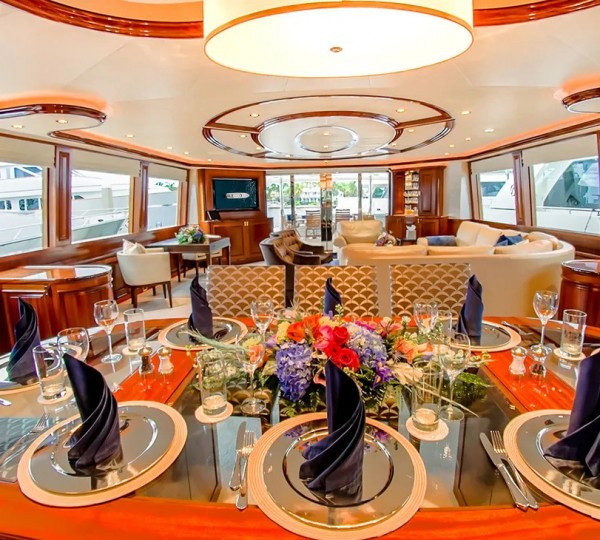 Elegant Dining Set Up