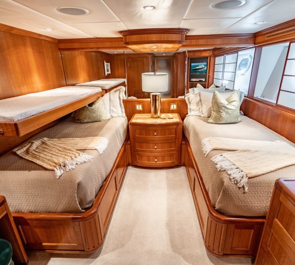 Twin Cabin With Bunk Bed