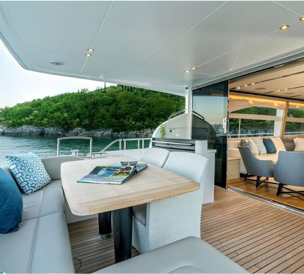 Exterior Relaxation Area With Dining