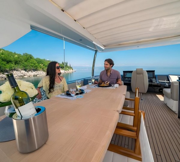 Exterior Dining Area