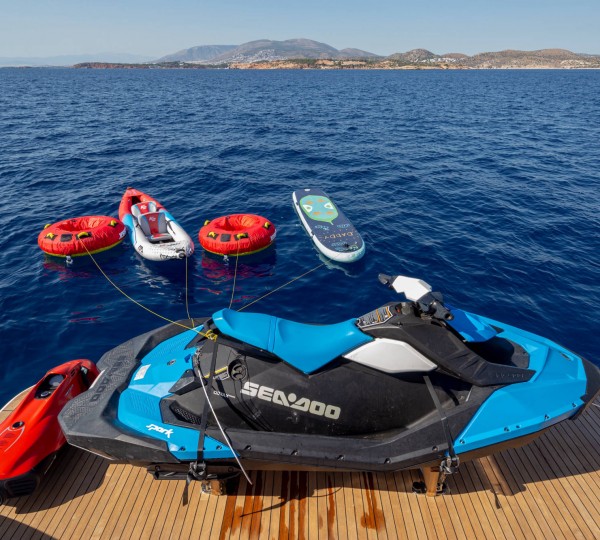 Swim Platform With Toys