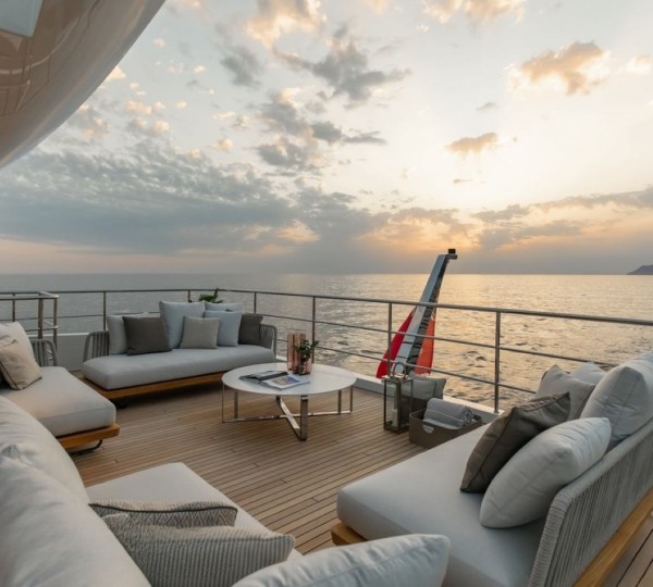 Exterior Relaxation Area