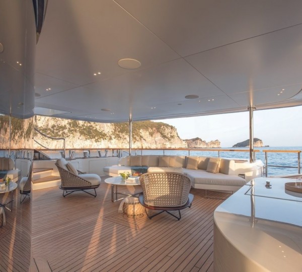 Exterior Relaxation Area