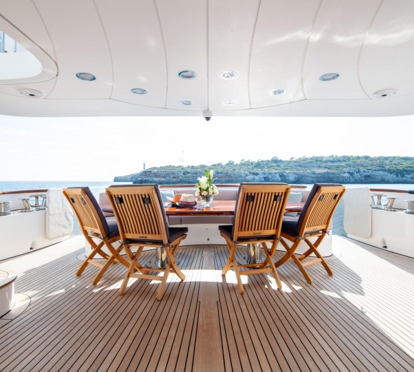 Main Deck Aft Dining