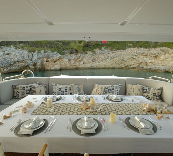 Main Deck Aft Dining
